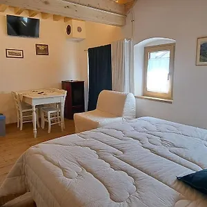 https://nonna-clara-monolocale.hotelinveneto.com